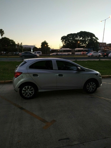 Imagen 12 de 12 de Chevrolet Onix 1.4 Lt 98cv 2017