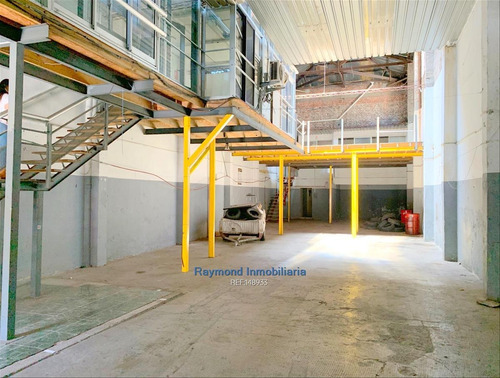 Excelente Depósito De 400m2 En La Paz Y Justicia.