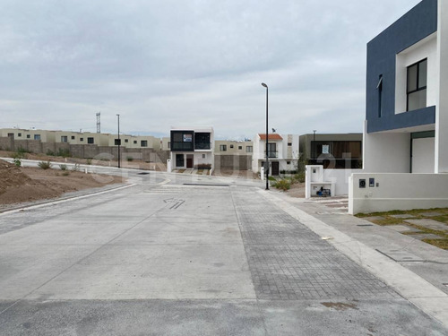 Imagen 7 de 16 de Venta De Terreno En Fraccionamiento Capital Sur, El Marqués, Querétaro