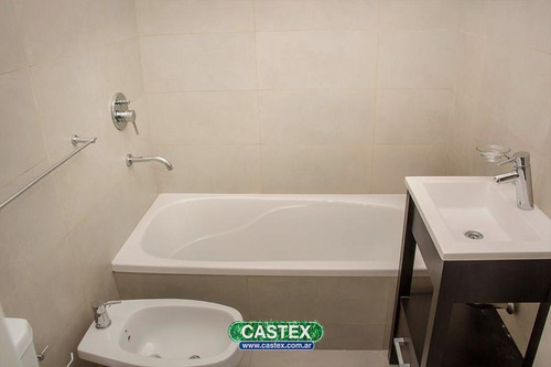Imagen 4 de 27 de Departamento Con Jardín Y, Vista Al Lago En Venta En Pilar