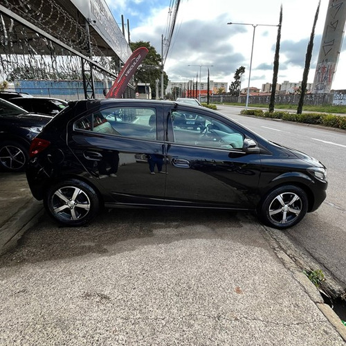 Chevrolet Onix 1.4 MPFI LTZ 8V FLEX 4P MANUAL