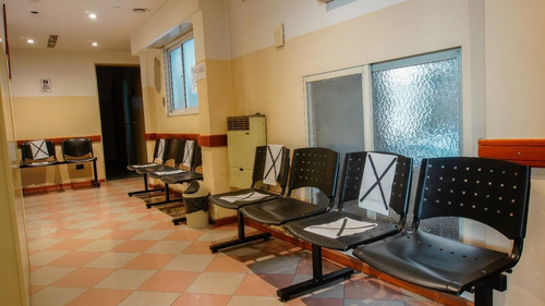 Imagen 26 de 30 de Centro Médico En Venta De Excelente Ubicación En Banfield Este