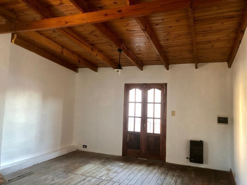 Imagen 17 de 25 de Ph En Venta 2 Dormitorios 1 Baño 158,3mts2- La Plata