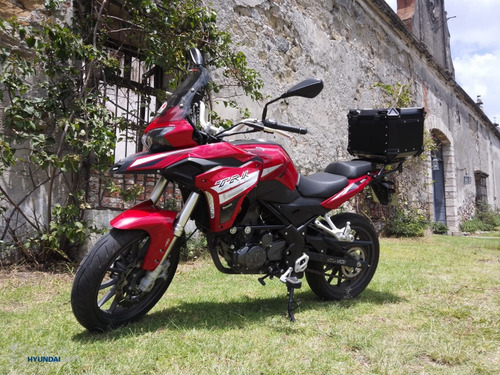 Benelli Trk 251