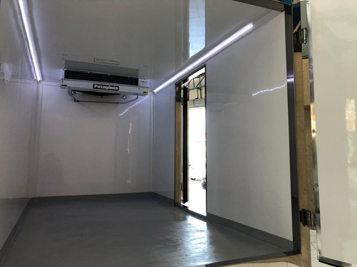 Imagem 12 de 15 de Hyundai Hr 2.5 2022 0km Baú Refrigerado