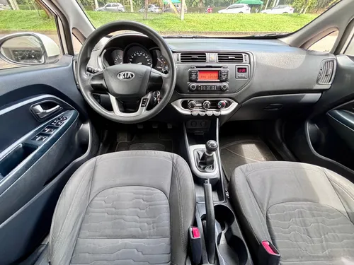 Kia Rio 1.2 4 p