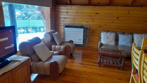 Imagen 3 de 17 de Cabañas Quidu Lue