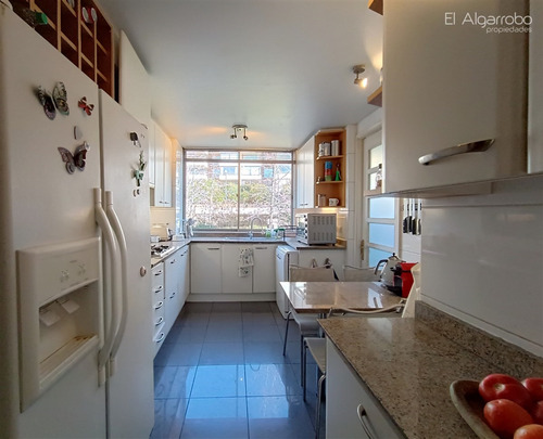 Departamento En Venta De 3 Dorm. En Lo Barnechea