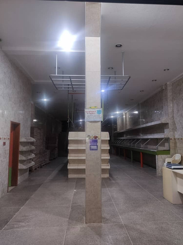 Pgm Bienes Raíces Vende Edificio Comercial / Industrial / Deposito
