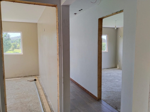 Parcela Con Casa Nueva 6 Dorm. Y 3 Baños En Venta, Huiscapi