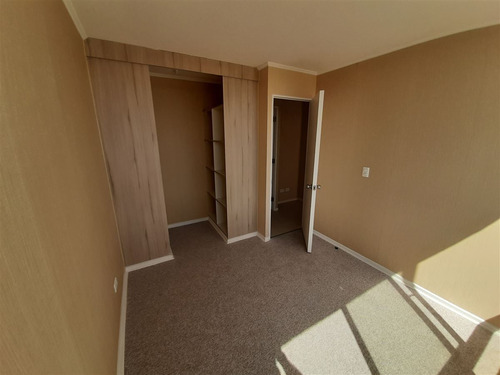 Departamento En Arriendo De 2 Dorm. En La Cisterna