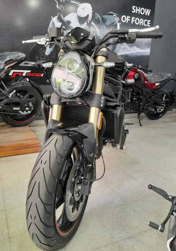 Imagen 2 de 13 de Benelli 752s