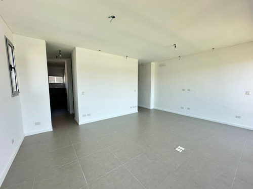 Casa Al Río En Venta - Barrio San Juan, Villanueva, Tigre