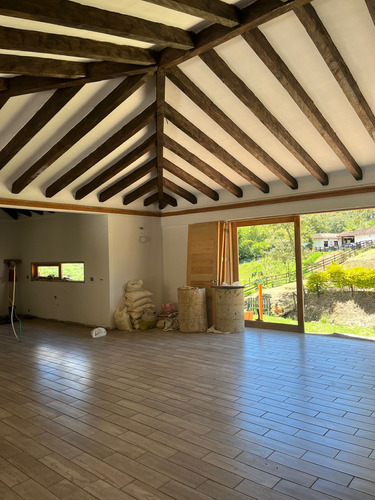 Venta De Casa Finca En El Carmen De Viboral, Antioquia