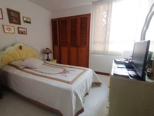 Imagen 15 de 18 de En Venta Amplio Apartamento Orquídea Cañaveral