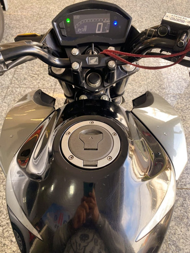 Imagem 3 de 8 de Honda Cb250 F Twister 2019