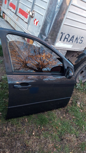Imagen 3 de 5 de Ford Fiesta Max 2006 Familiar