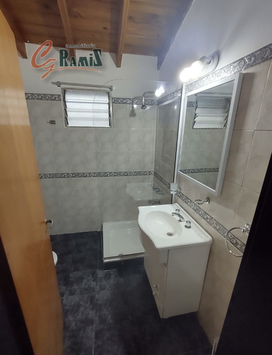 Imagen 15 de 15 de Casa Triplex En Venta 4amb. Oribe 1900 Ituzaingo