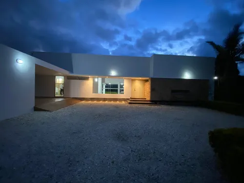 Espectacualar Casa En Un Solo Nivel El Llanogrande