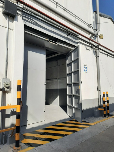 Imagen 11 de 11 de Bodega Con Oficinas Dentro De Parque A 200 Metros Del Metro
