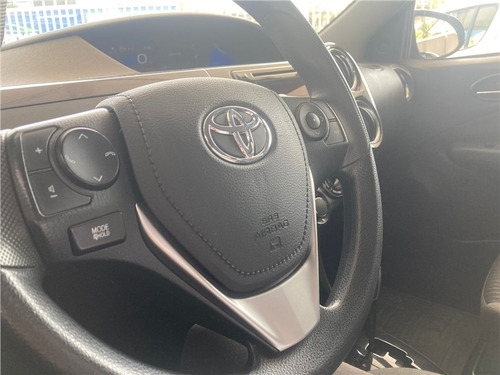 Toyota Etios 1.5 X PLUS SEDAN 16V FLEX 4P AUTOMÁTICO