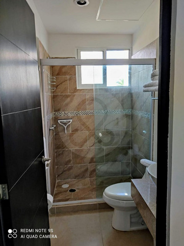 Departamento De 2 Recámaras En Av. La Rioja | 80m2 | 2 Estacionamientos