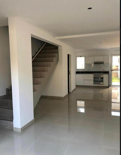 Imagen 5 de 9 de Departamento En Venta En Terrazas Moron