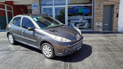 Peugeot 207 1.6 Xt