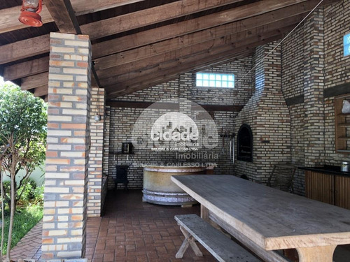 Imagem 3 de 25 de Casa Residencial À Venda, 3 Quartos, 1 Suíte, Centro - Cascavel/pr - 11967