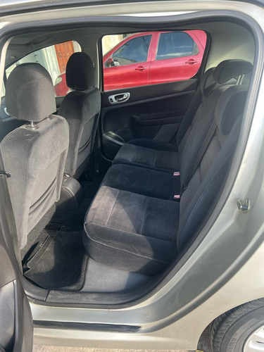 Peugeot 307 1.6 Sedan Xt 110cv