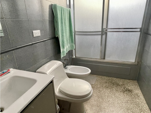 Se Vende Apartamento 165m2 Los Palos Grandes 3898