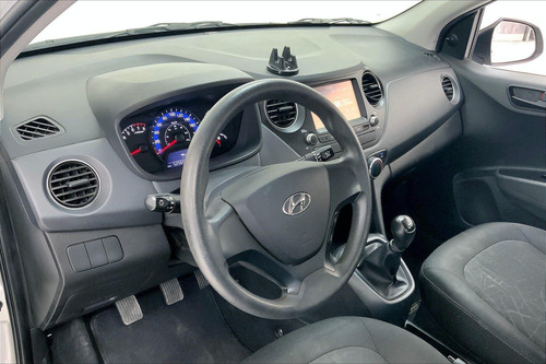 Imagen 14 de 15 de Hyundai Grand I10 Coupe 4 Pts Gl, Tm5, R-14