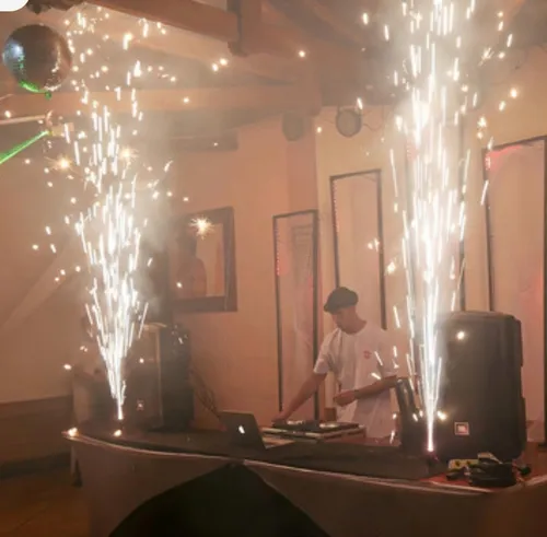 Kit Chispa Fria Dj Fiestas Revelación Entrada 2 Gerb 220volt