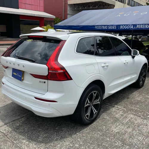 Volvo XC60 2.0 T8 Awd Inscription Hibrido