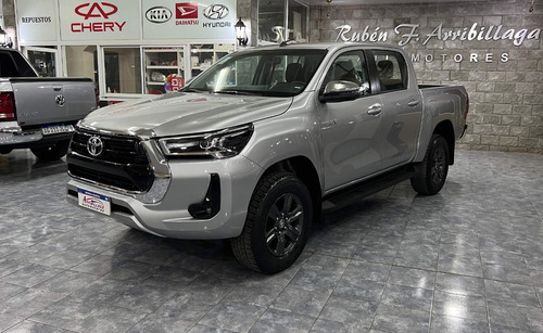 Toyota Hilux Srv 4x4 Mt6 2.8 Tdi Dc 0km 2024 Necochea