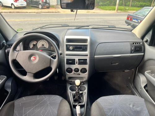 Fiat Palio 1.4 MPI ELX 8V FLEX 4P MANUAL