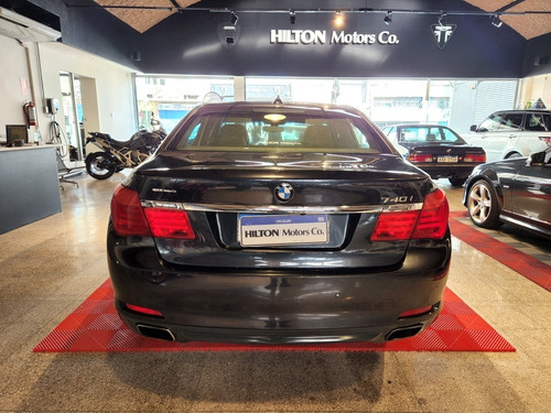 Imagen 5 de 8 de Bmw Serie 740 Hilton Motors Co