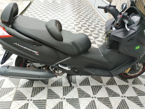 Dafra Maxssim 400cc