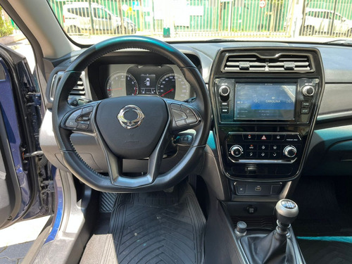 SsangYong Tivoli 1.6 4x2 MT Full