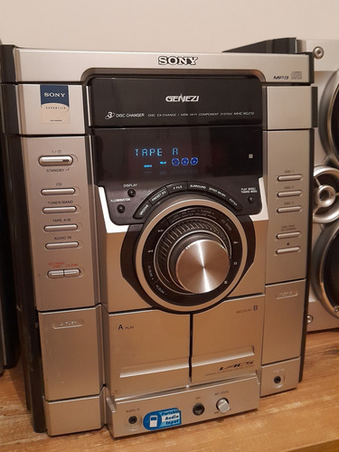 Imagen 4 de 10 de Equipo De Música Sony Cassette Parlantes Funciona Retro
