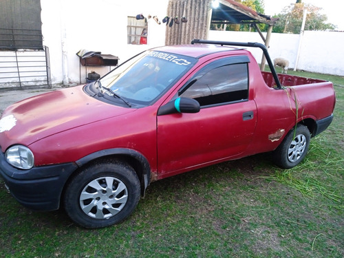 Corsa Chevrolet  Roja