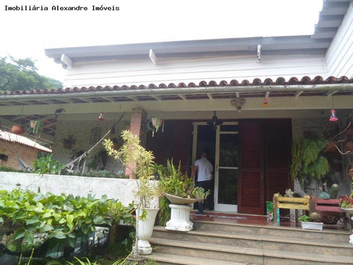 Imagem 2 de 15 de Casa Para Venda, Serra, 3 Dormitórios, 1 Suíte, 3 Banheiros, 3 Vagas - C-499_2-852089