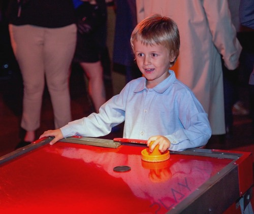 Imagen 1 de 10 de Alquiler Metegol Tejo Inflables Pelotero Ping Pong Juegos