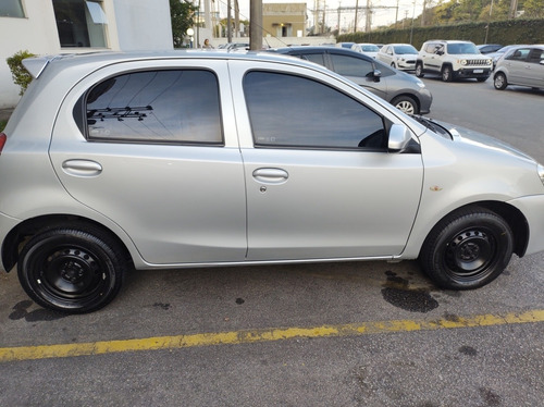 Imagem 5 de 15 de Toyota Etios 2016 1.3 16v X 5p