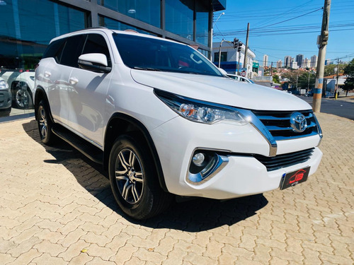 Toyota Hilux SW4 2.7 16V 4P SR FLEX AUTOMÁTICO