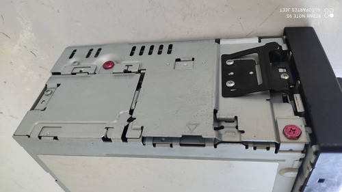Imagen 4 de 10 de Estéreo Ford Escape 2002-2007