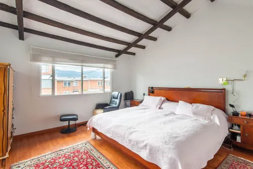 Casa En Venta En Las Margaritas. Cod V7149