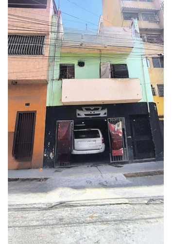 Edificio Comercial Parroquia Altagracia Esquina Dr. Gonzalez
