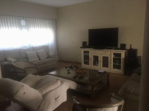 Vendo Casa 4 Amb. Con Jardín En Villa Devoto, Caba, Bs. As.