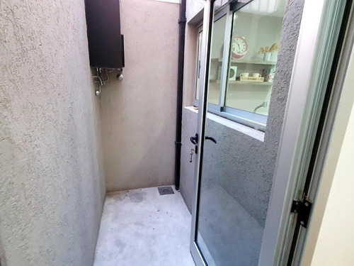 Casa En Venta 2 Dormitorios En Lanús Este